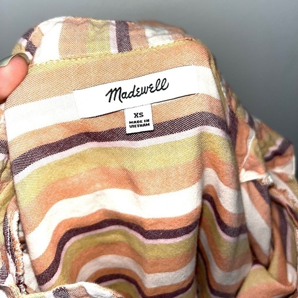 MADEWELL Courier Button-Back Short Sleeve Shirt in Rainbow Stripe Size XS - Picture 4 of 8